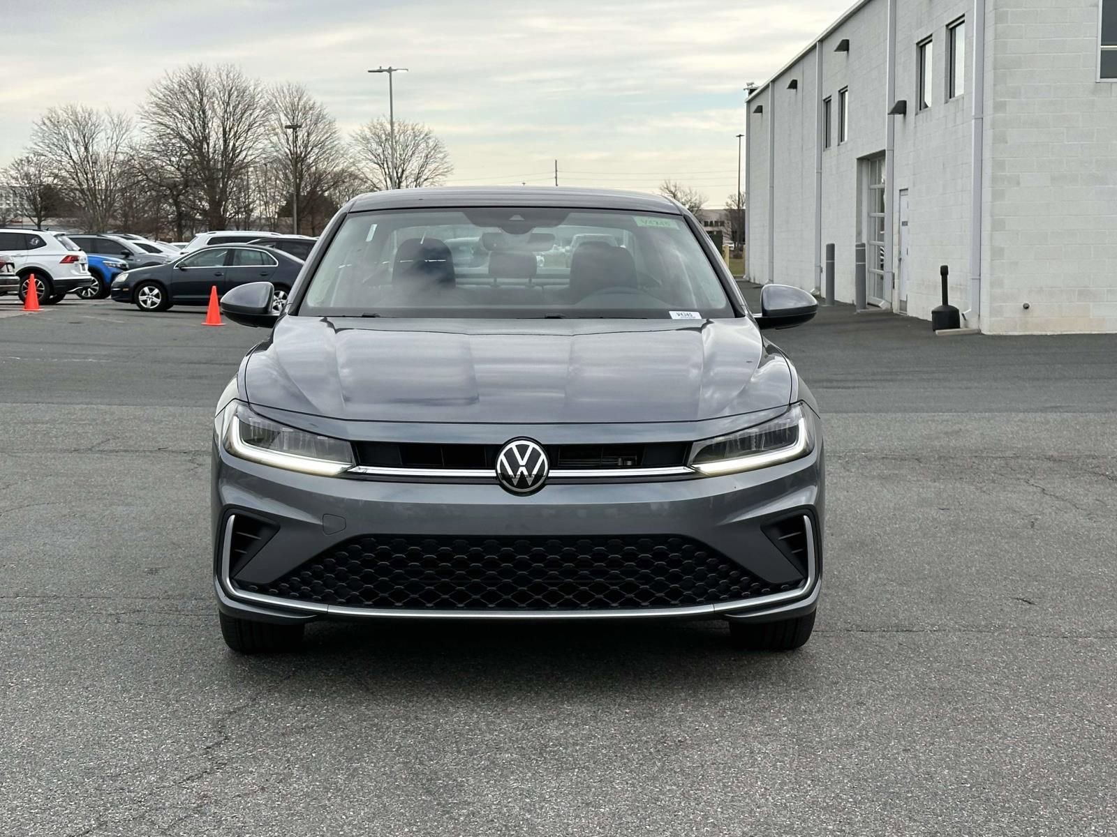 New 2026 Volkswagen Jetta SE image 9