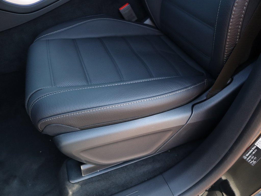 New 2026 Mercedes-Benz GLS 450 4MATIC image 33