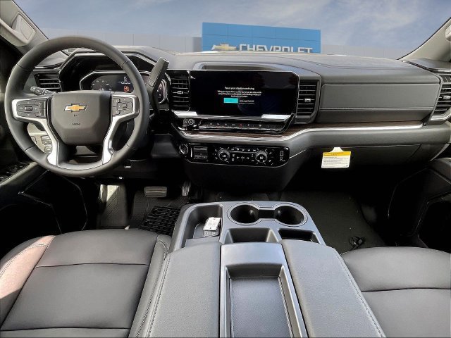 New 2026 Chevrolet Silverado 1500 LT w/ Safety Package AWD/4WD image 5
