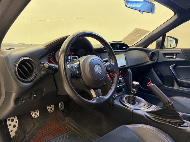 Used 2017 Toyota 86 860 Special Edition RWD image 11