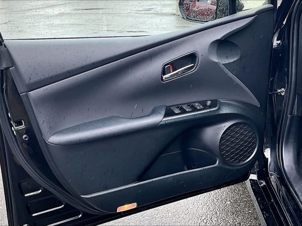 Used 2022 Toyota Prius Prime XLE FWD image 9