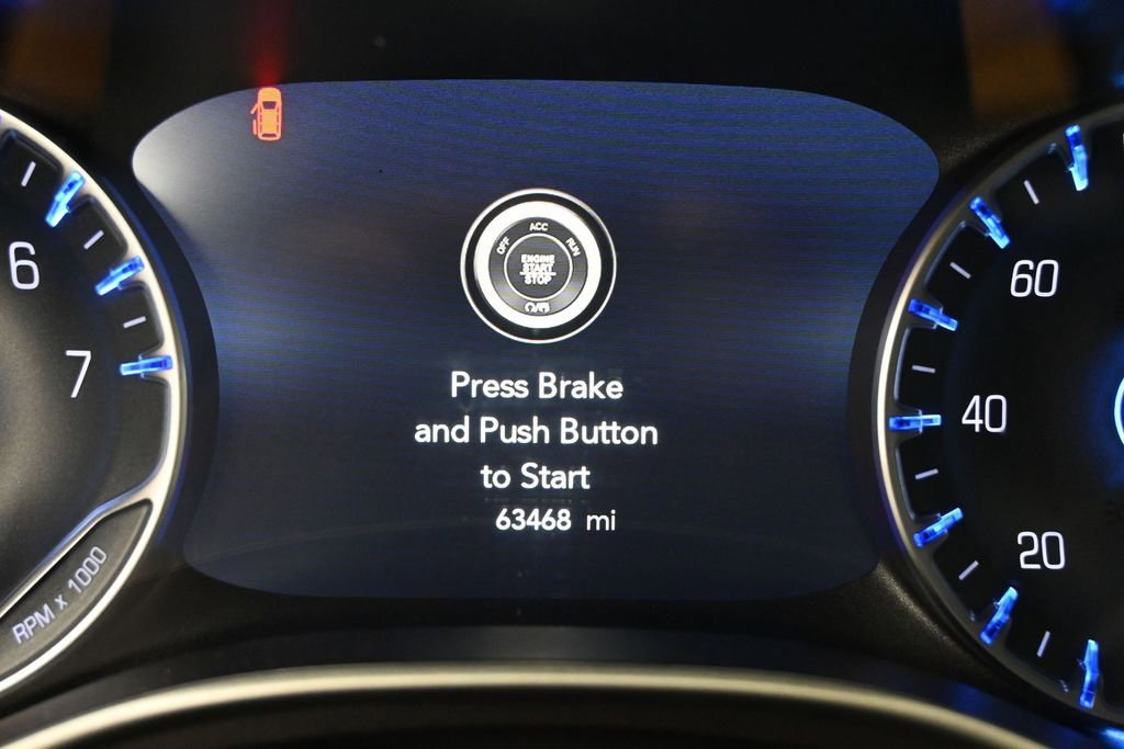 Used 2023 Chrysler Pacifica Touring-L FWD image 15