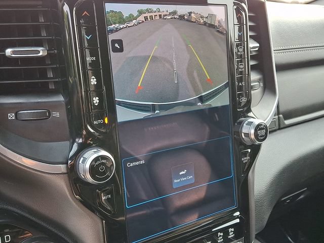 Used 2022 RAM 1500 Laramie w/ Sport Appearance Package AWD/4WD image 4