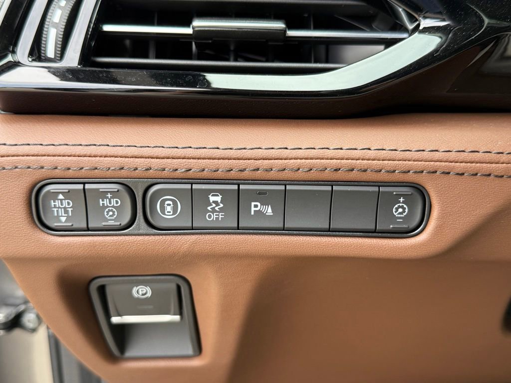 Certified 2025 Acura MDX w/ Advance Package AWD/4WD image 29