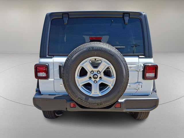 Used 2018 Jeep Wrangler Unlimited Sport S AWD/4WD image 9