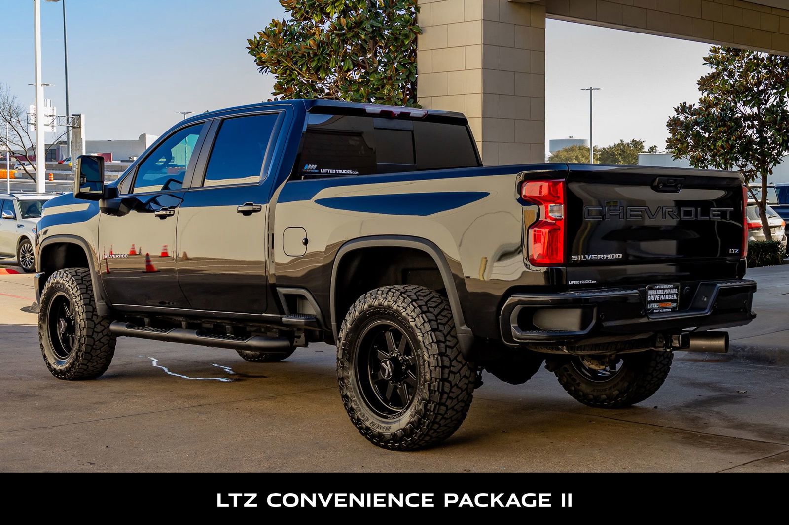 Used 2022 Chevrolet Silverado 2500 LTZ w/ Carhartt Edition AWD/4WD image 7