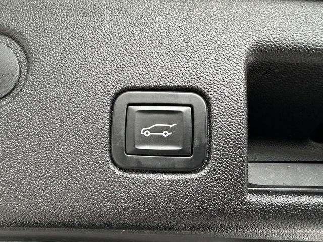 Certified 2018 Chevrolet Equinox LT FWD image 22