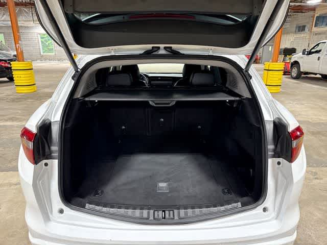 Used 2020 Alfa Romeo Stelvio Ti w/ Active Blind Spot Package AWD/4WD image 11