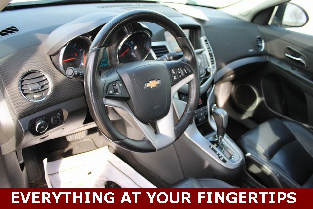 Used 2014 Chevrolet Cruze LT w/ Sun, Sound and Sport Package image 11