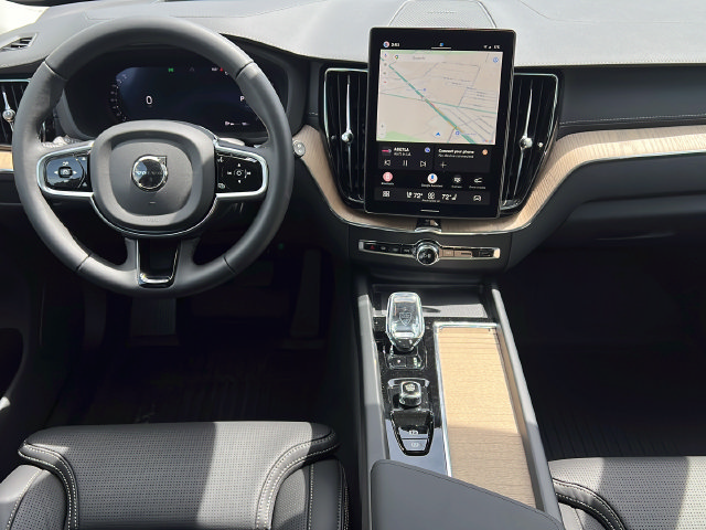 New 2027 Volvo XC60 B5 Ultra AWD/4WD image 13