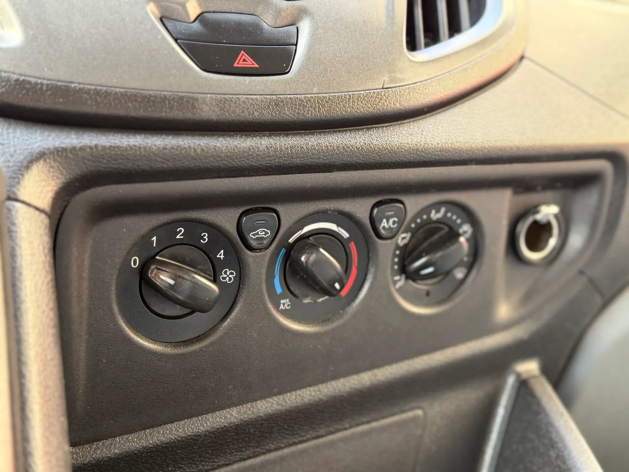 Used 2019 Ford Transit 150 148 Medium Roof image 24