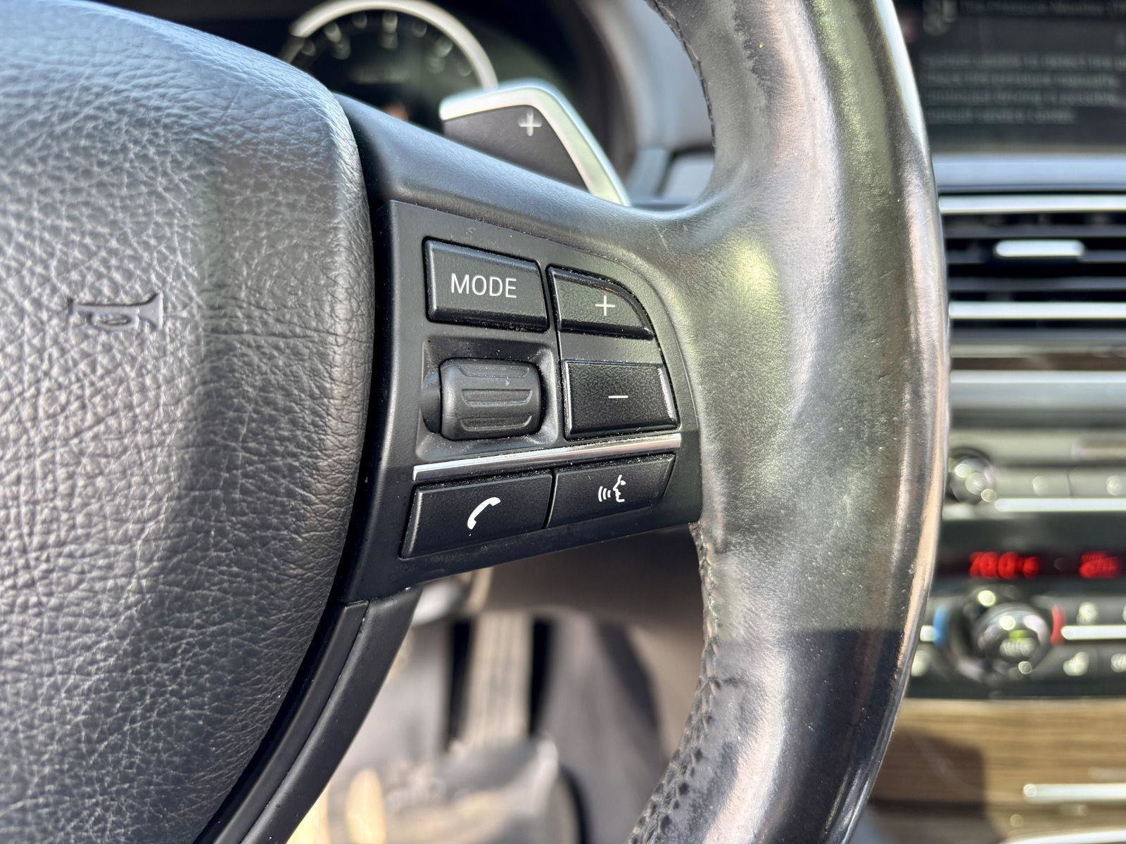 Used 2014 BMW 750i xDrive image 33