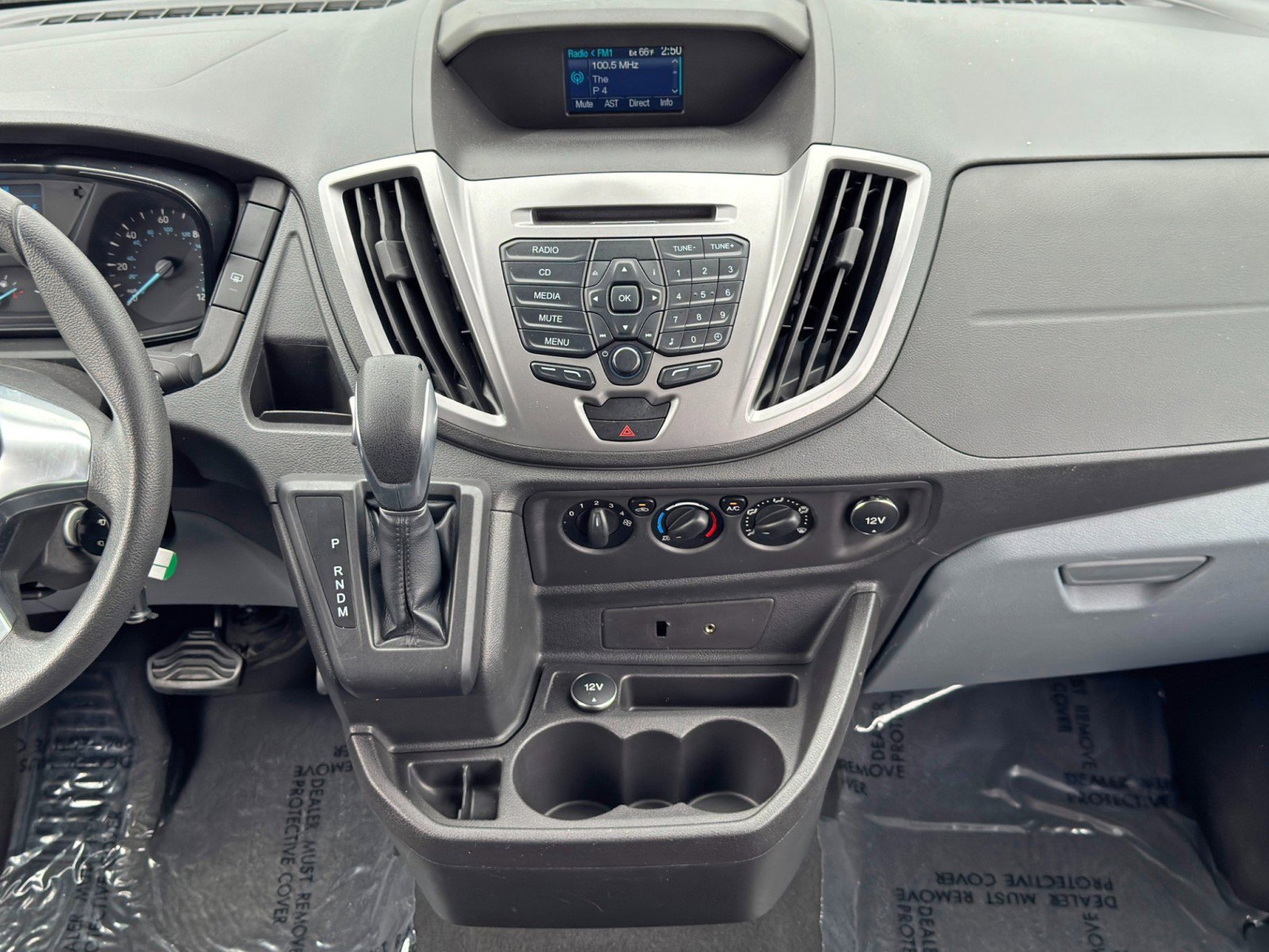 Used 2015 Ford Transit 350 XLT image 20