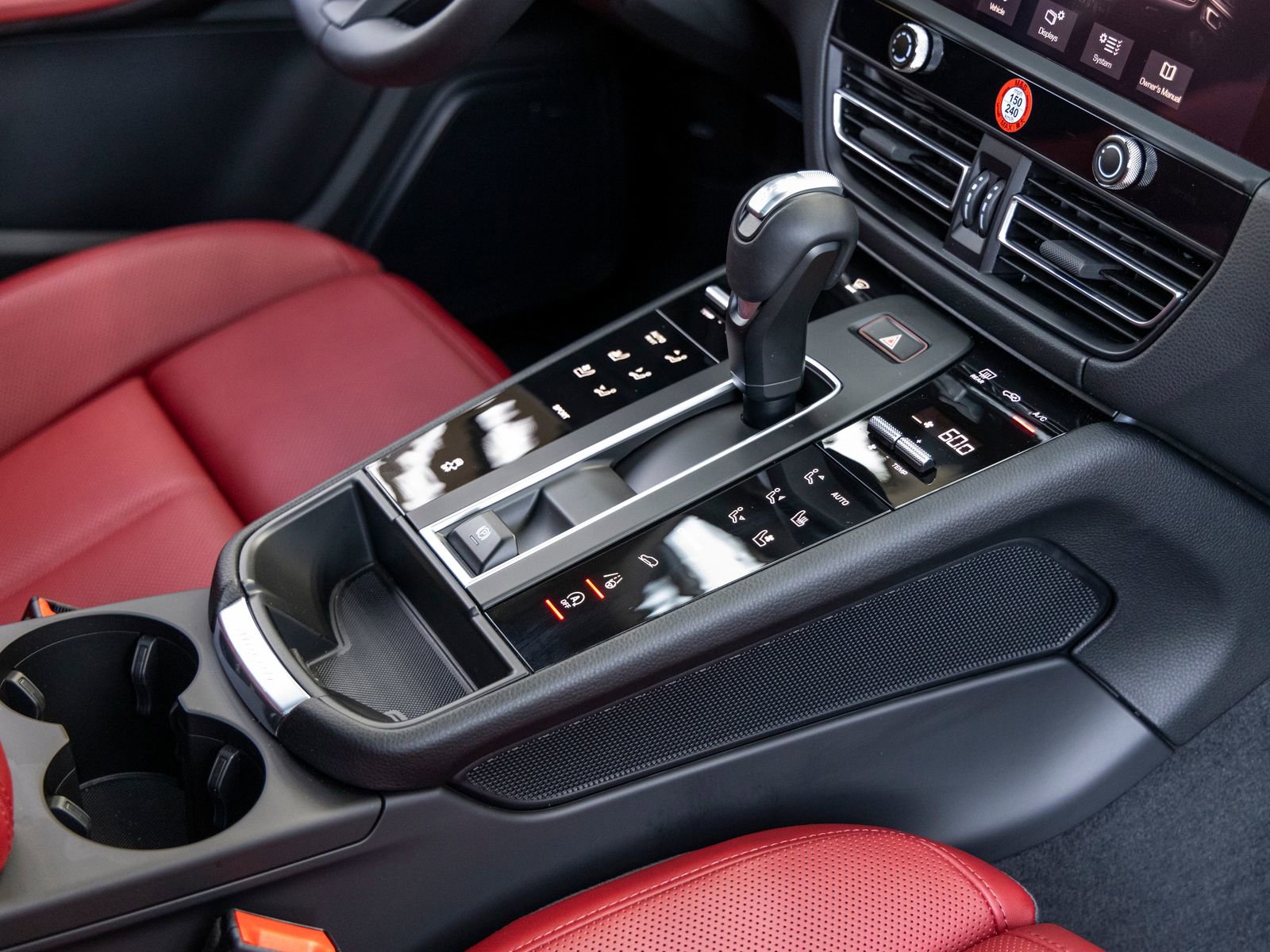 New 2025 Porsche Macan image 53