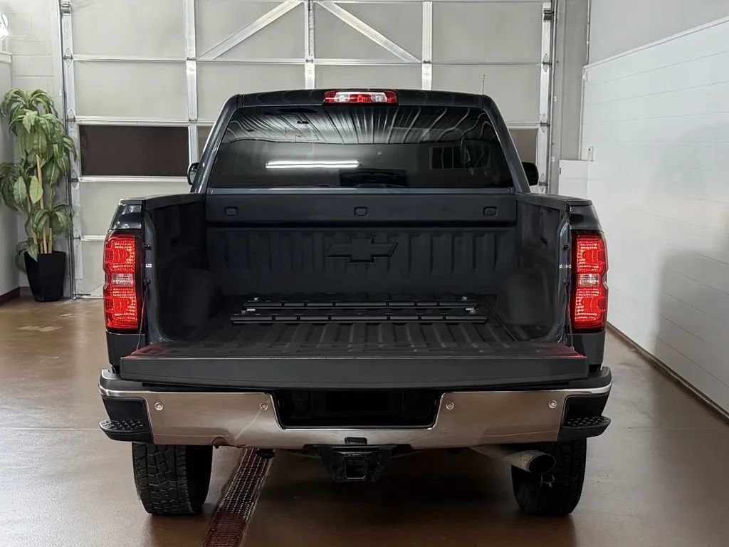 Used 2018 Chevrolet Silverado 2500 LT w/ All Star Edition AWD/4WD image 5