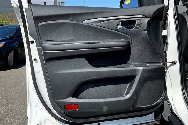 New 2025 Honda Ridgeline RTL image 25