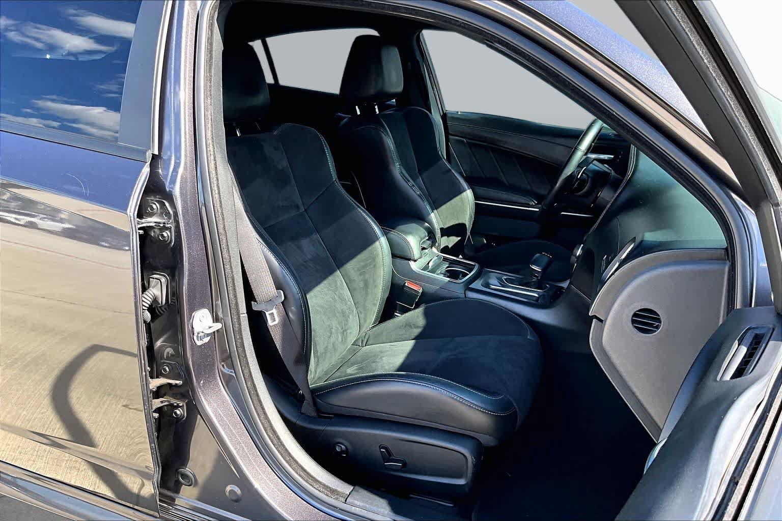 Used 2019 Dodge Charger GT w/ Plus Group RWD image 9