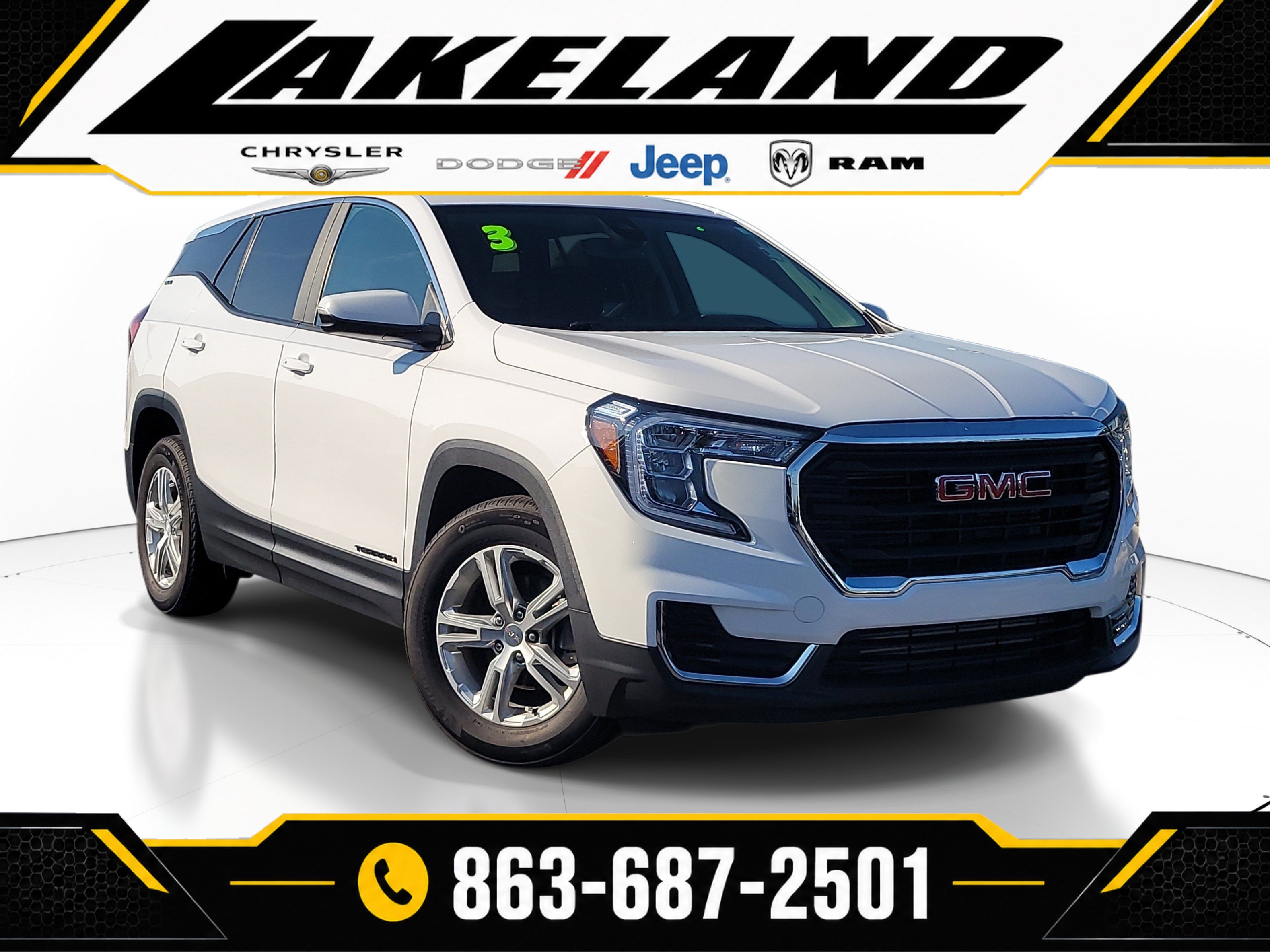 Used 2023 GMC Terrain SLE FWD image 1