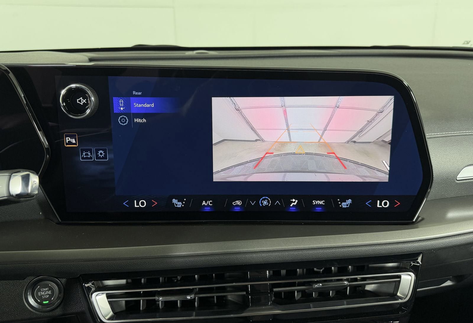 New 2026 Chevrolet Traverse LT w/ LPO, Floor Liner Package FWD image 15