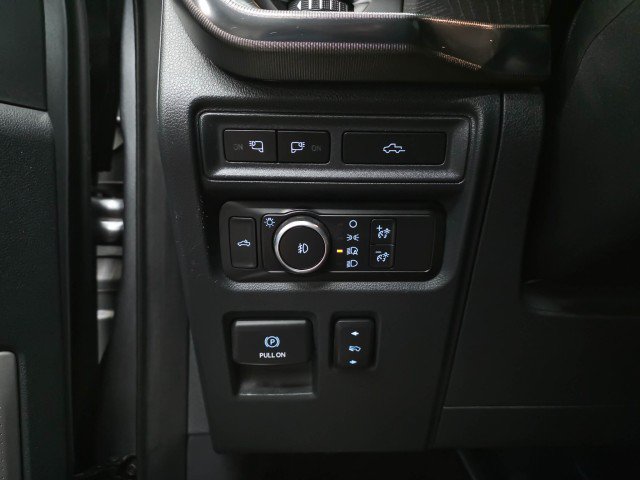 Used 2021 Ford F150 Platinum w/ Equipment Group 701A High AWD/4WD image 32