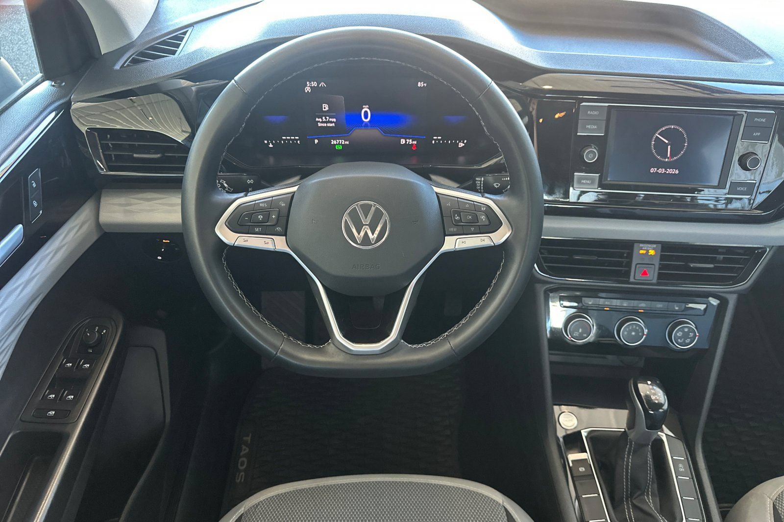 Used 2024 Volkswagen Taos S AWD/4WD image 14