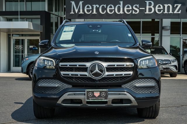 Used 2021 Mercedes-Benz GLS 450 4MATIC image 2