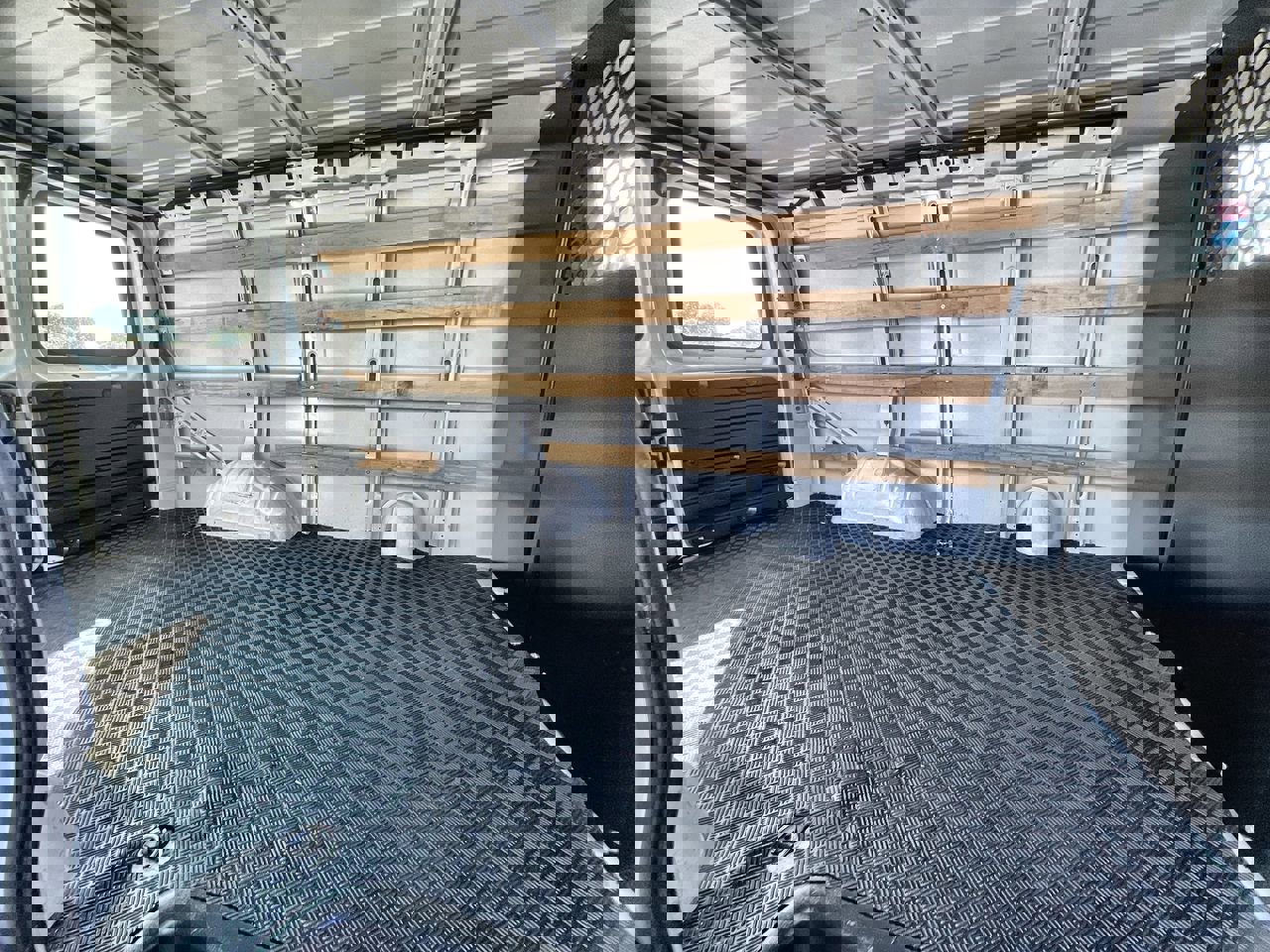 Used 2024 GMC Savana 2500 w/ Driver Convenience Package image 22