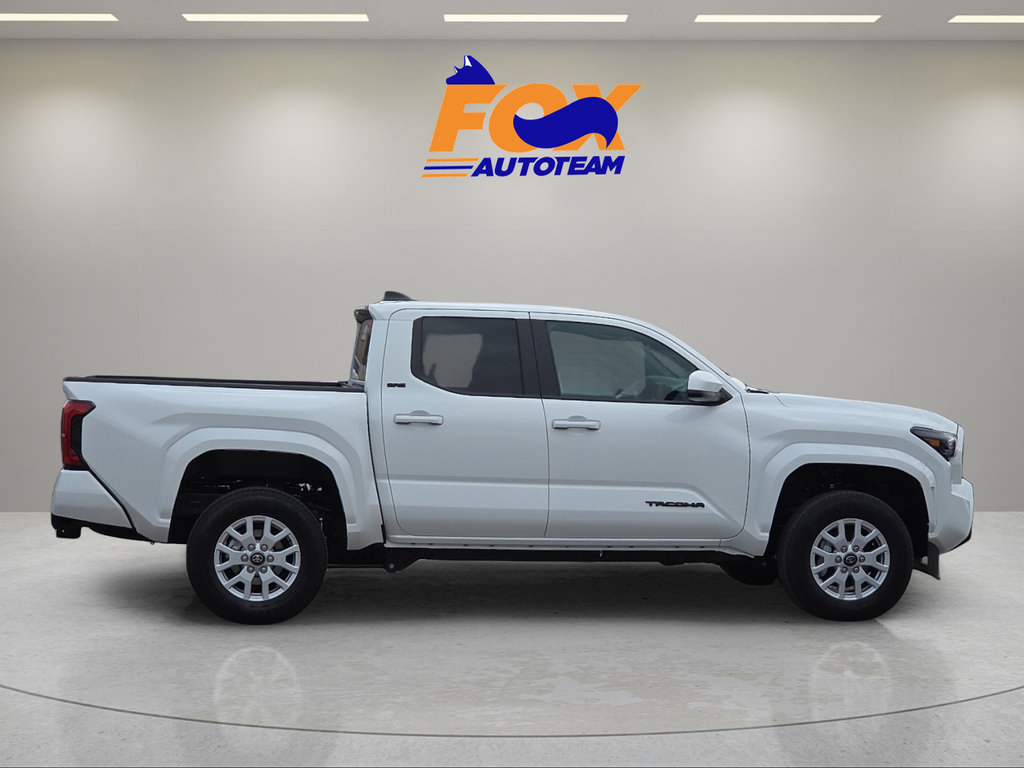 New 2026 Toyota Tacoma SR5 AWD/4WD image 5