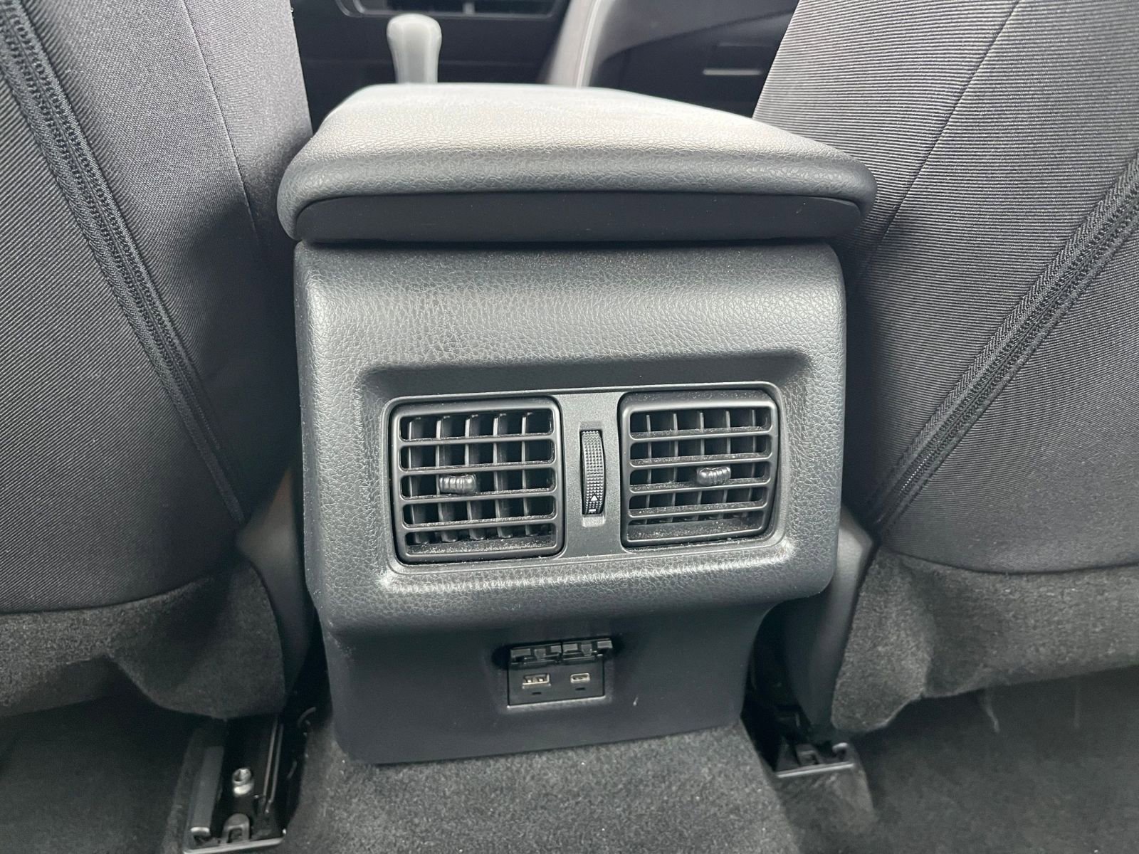 Used 2025 Toyota Camry LE FWD image 22