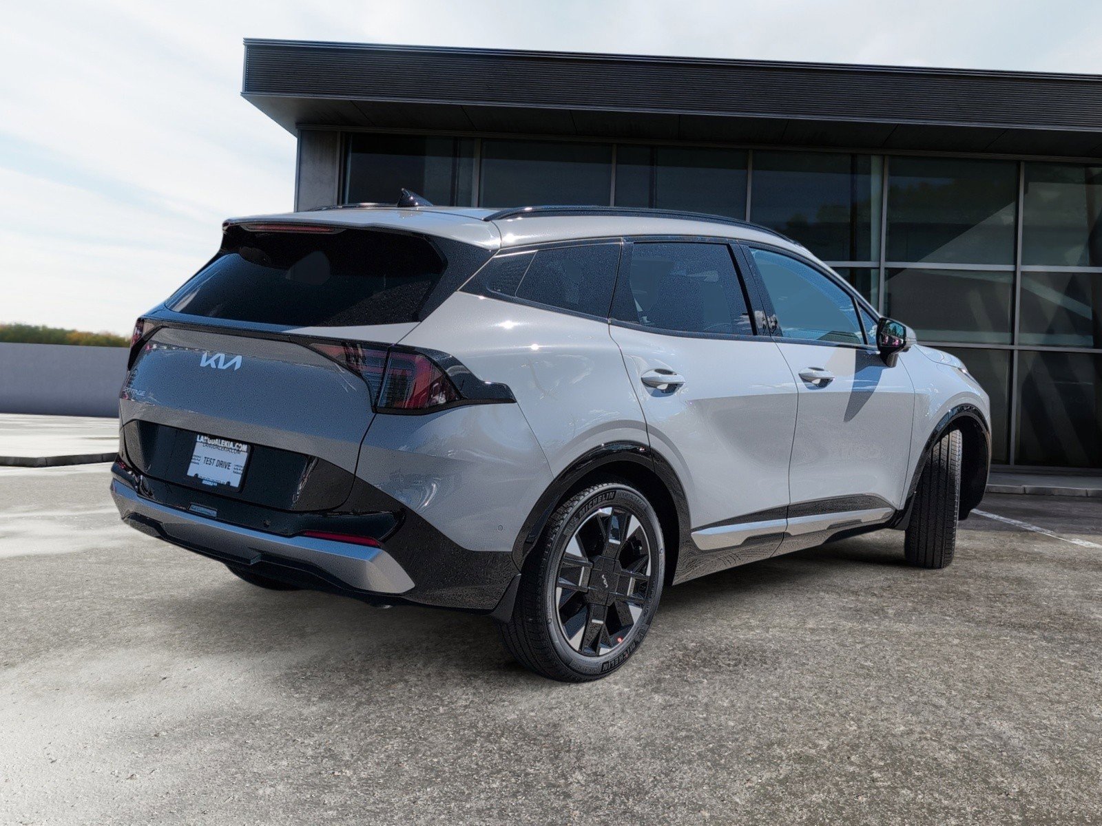 New 2026 Kia Sportage SX image 4