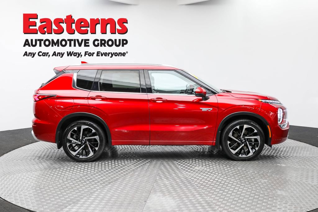 Used 2024 Mitsubishi Outlander SEL image 4