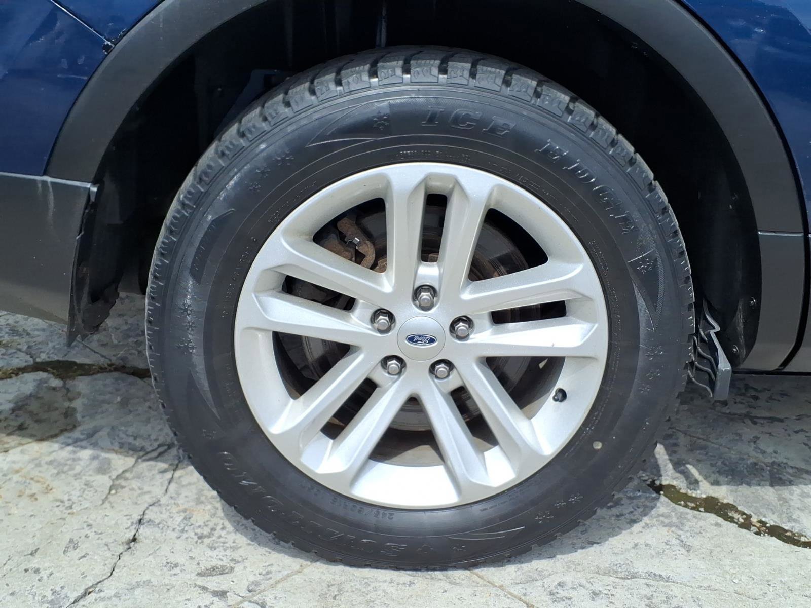 Used 2016 Ford Explorer XLT FWD image 6