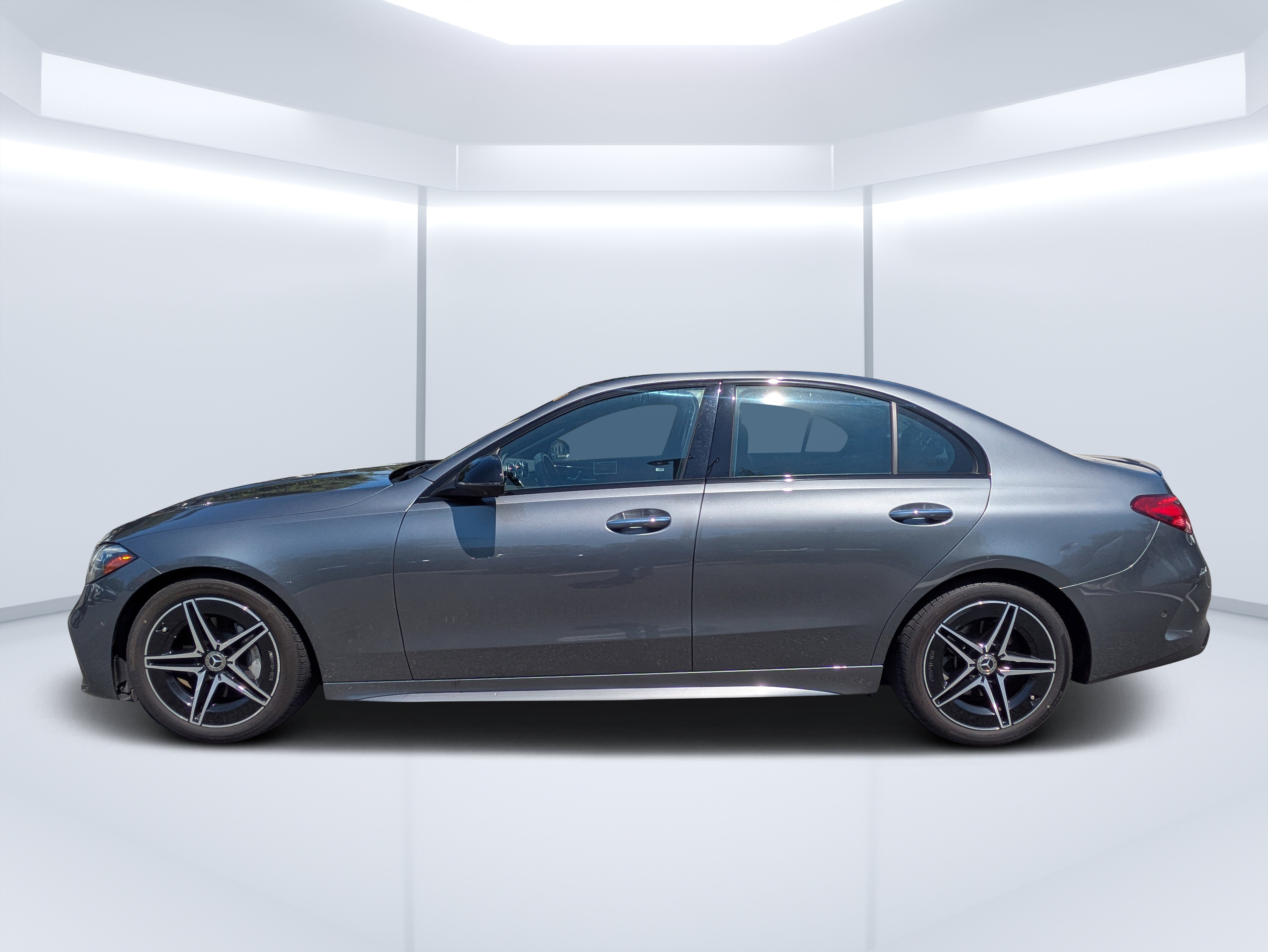 Used 2024 Mercedes-Benz C 300 4MATIC Sedan image 6
