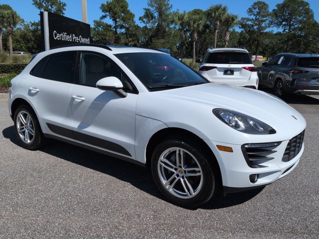 Used 2018 Porsche Macan AWD/4WD image 2