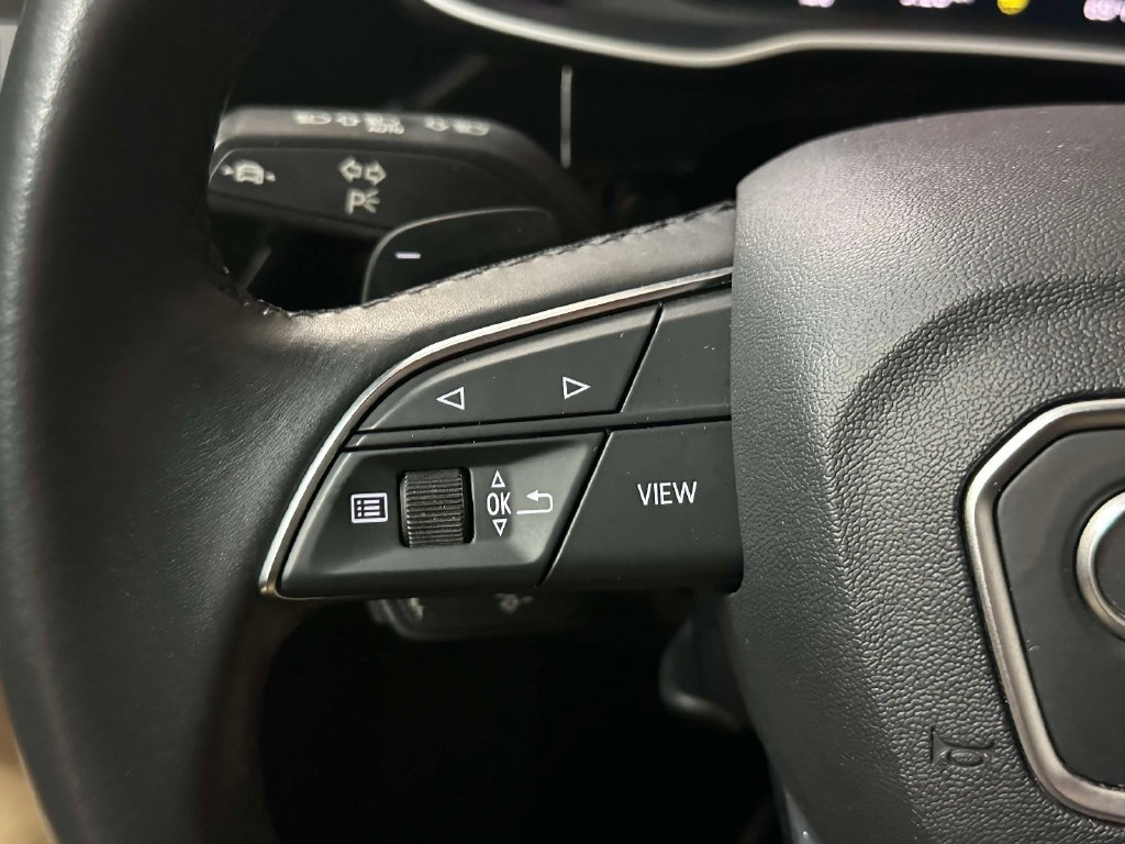 Used 2022 Audi Q3 2.0T Premium w/ Convenience Package AWD/4WD image 29
