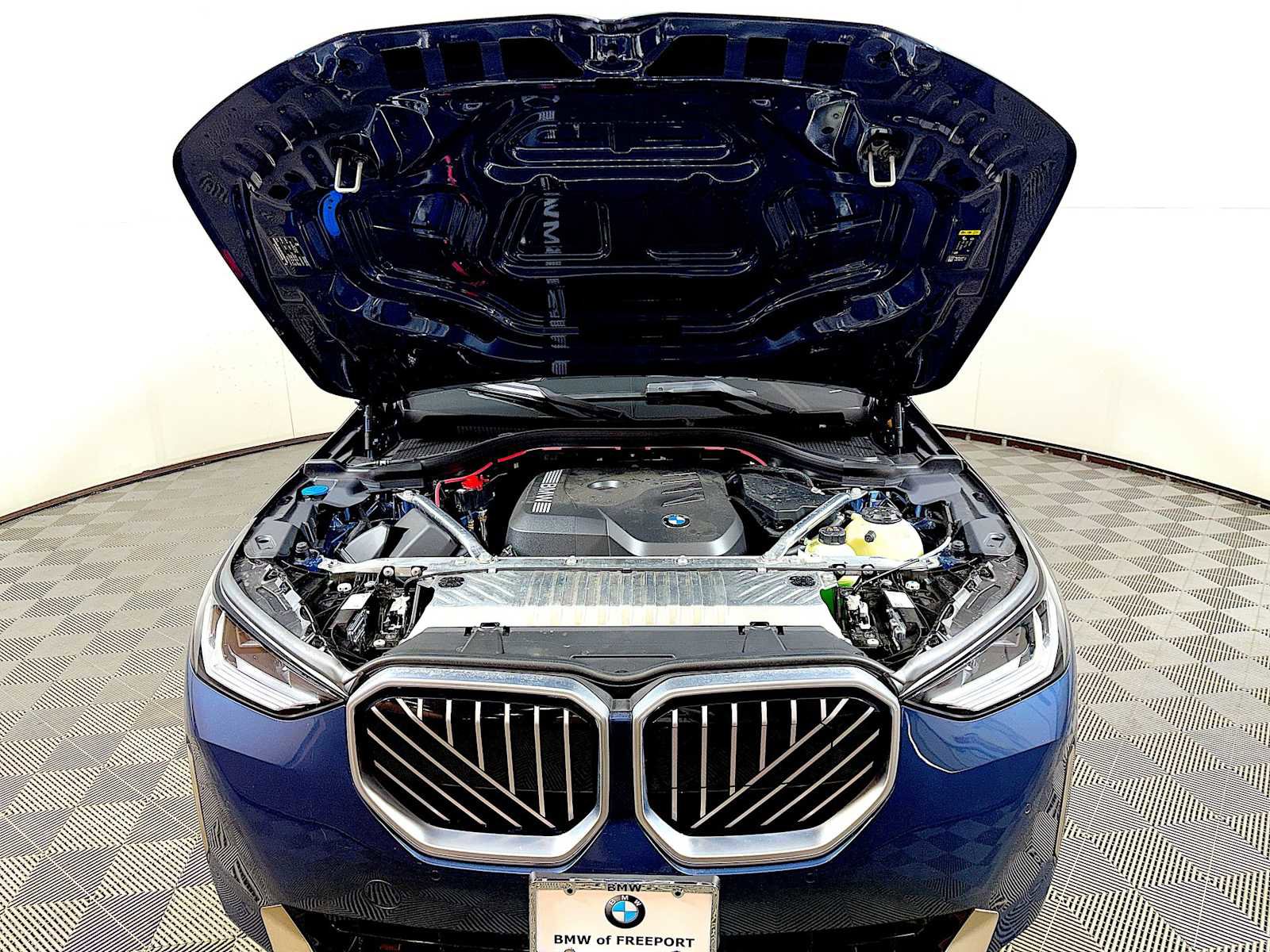 Certified 2025 BMW X3 xDrive30i w/ Convenience Package image 31