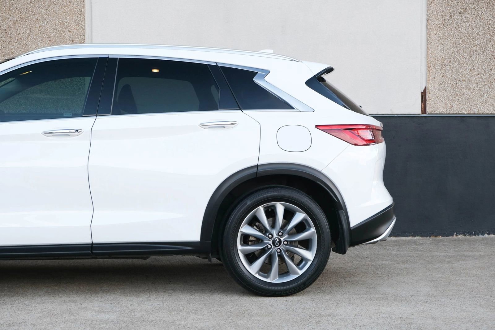 Used 2021 INFINITI QX50 Luxe image 8