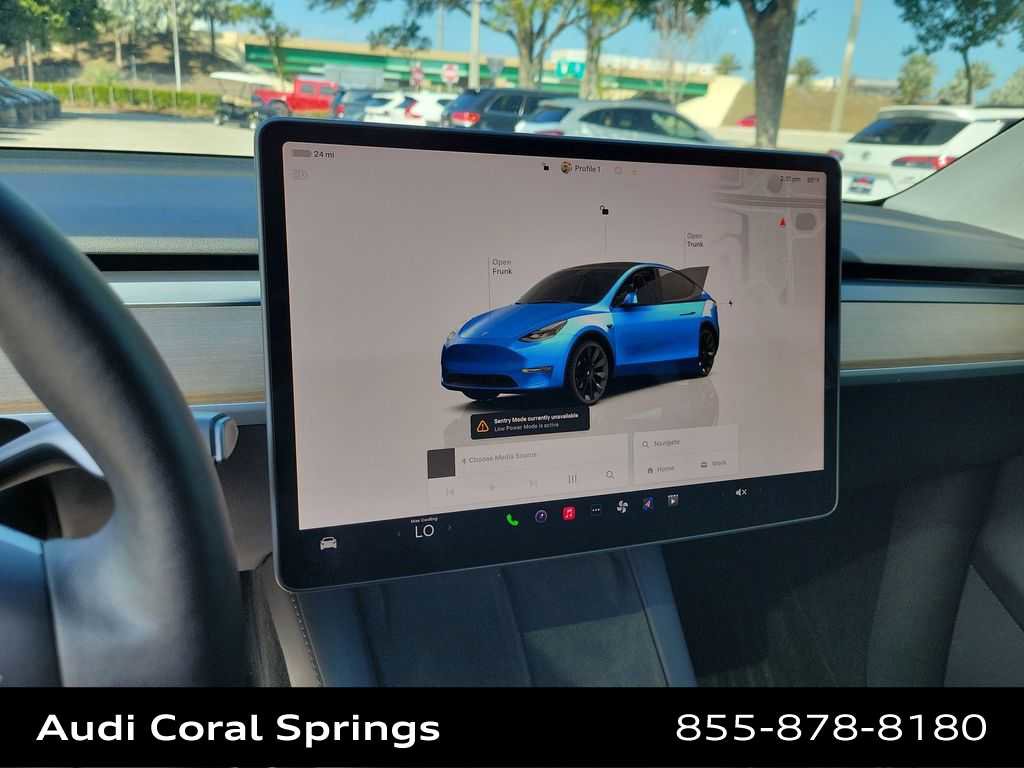 Used 2024 Tesla Model Y Long Range image 24