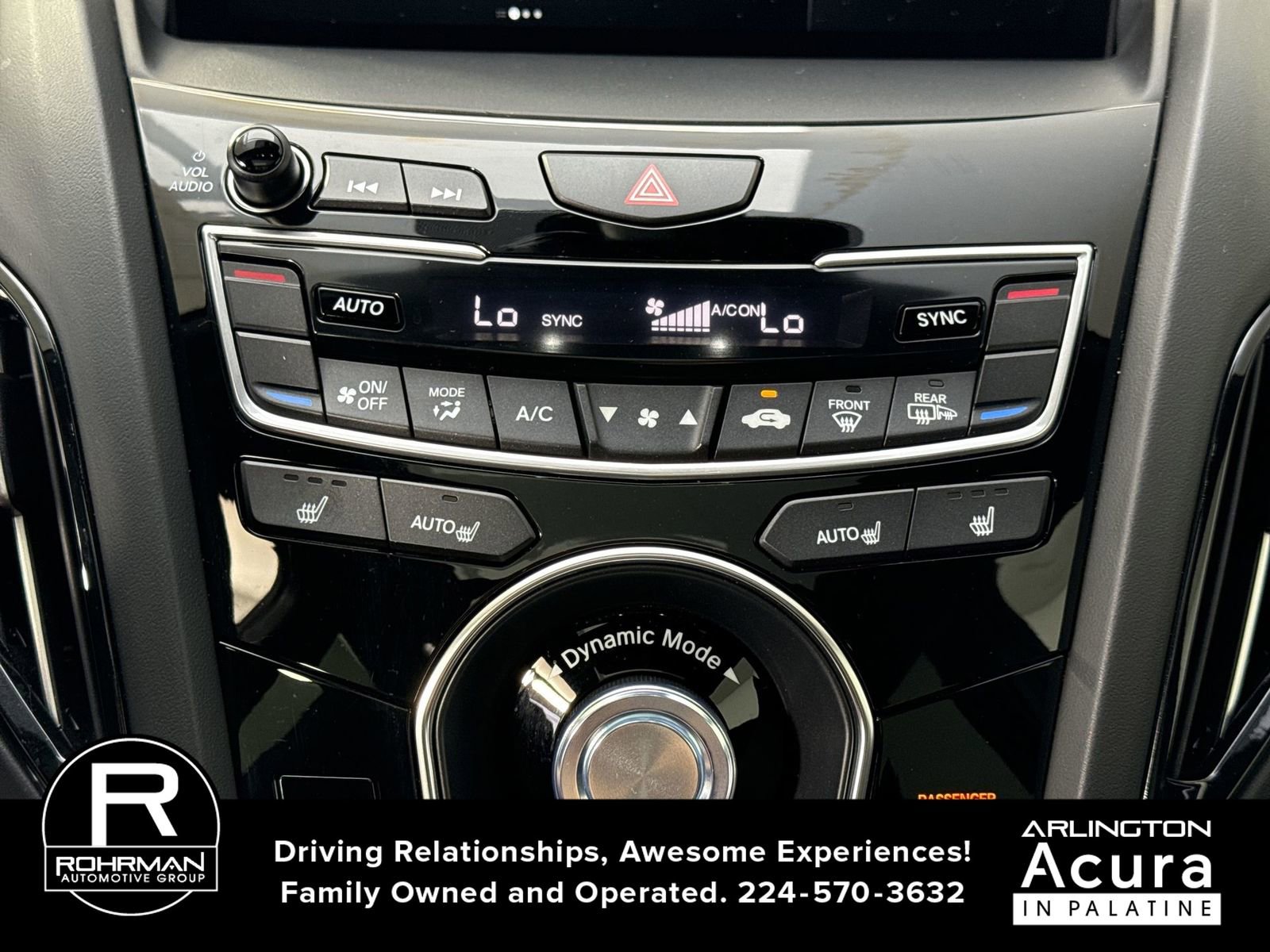 Used 2025 Acura RDX SH-AWD image 10