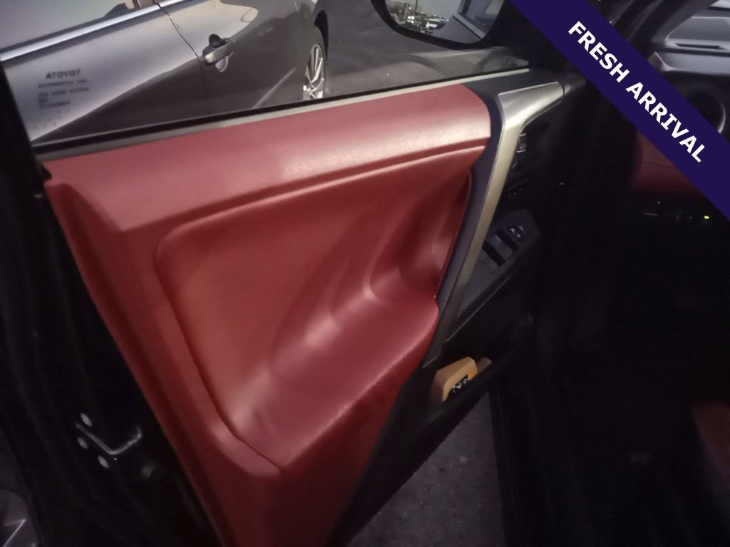 Used 2013 Toyota RAV4 Limited image 7