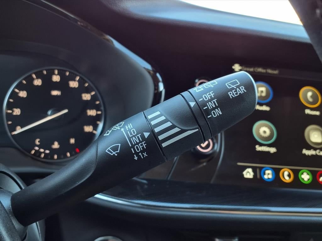 Used 2023 Buick Envision Preferred image 24