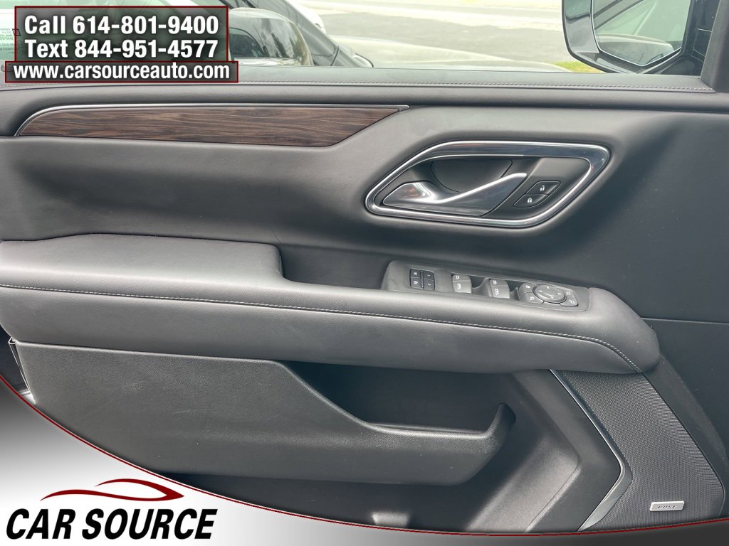 Used 2022 Chevrolet Suburban Z71 w/ Luxury Package image 18