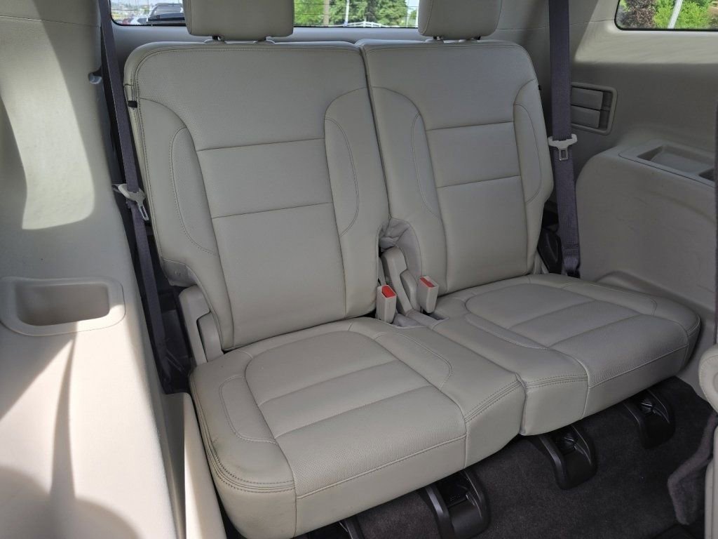 Used 2018 GMC Acadia Denali w/ Technology Package AWD/4WD image 23