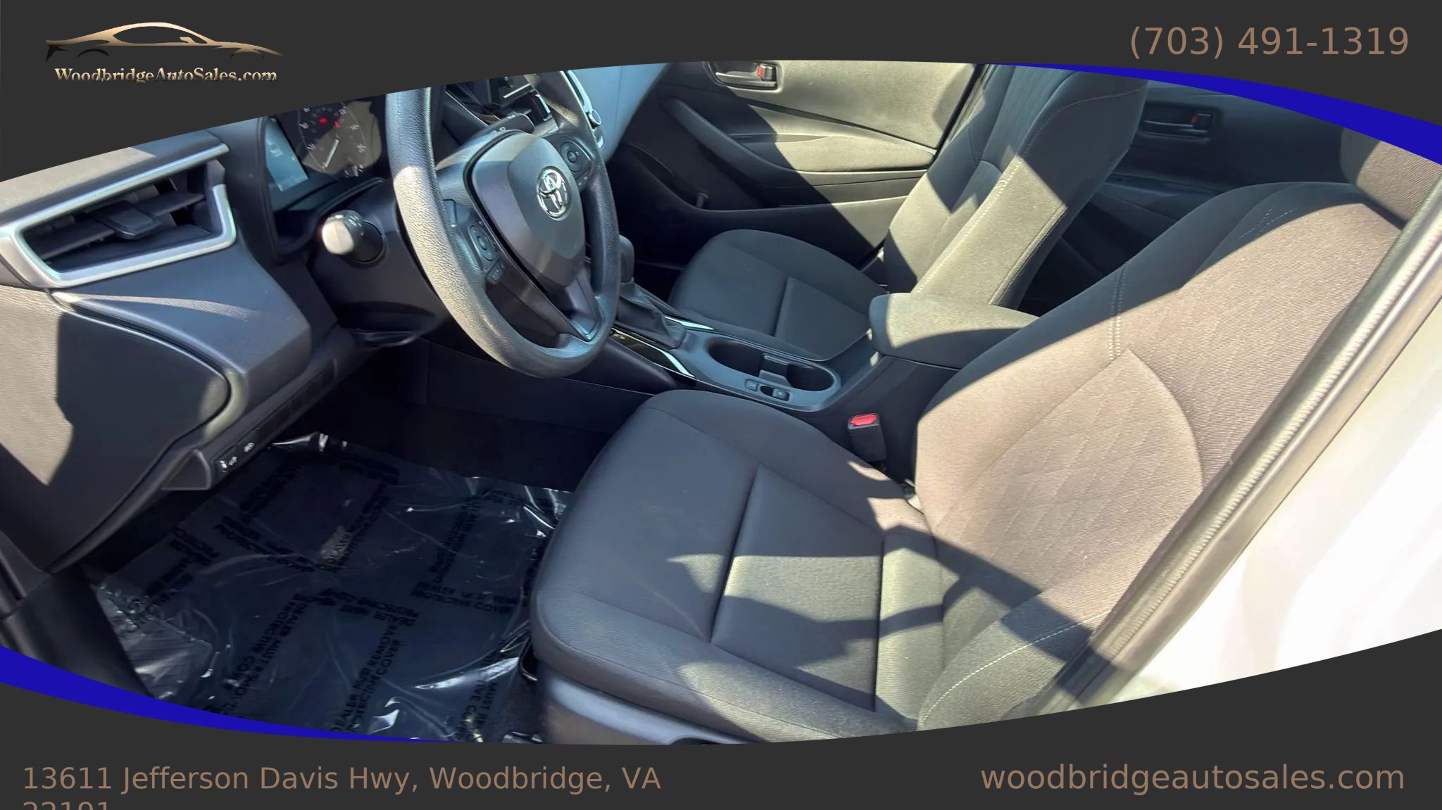 Used 2024 Toyota Corolla LE FWD image 11