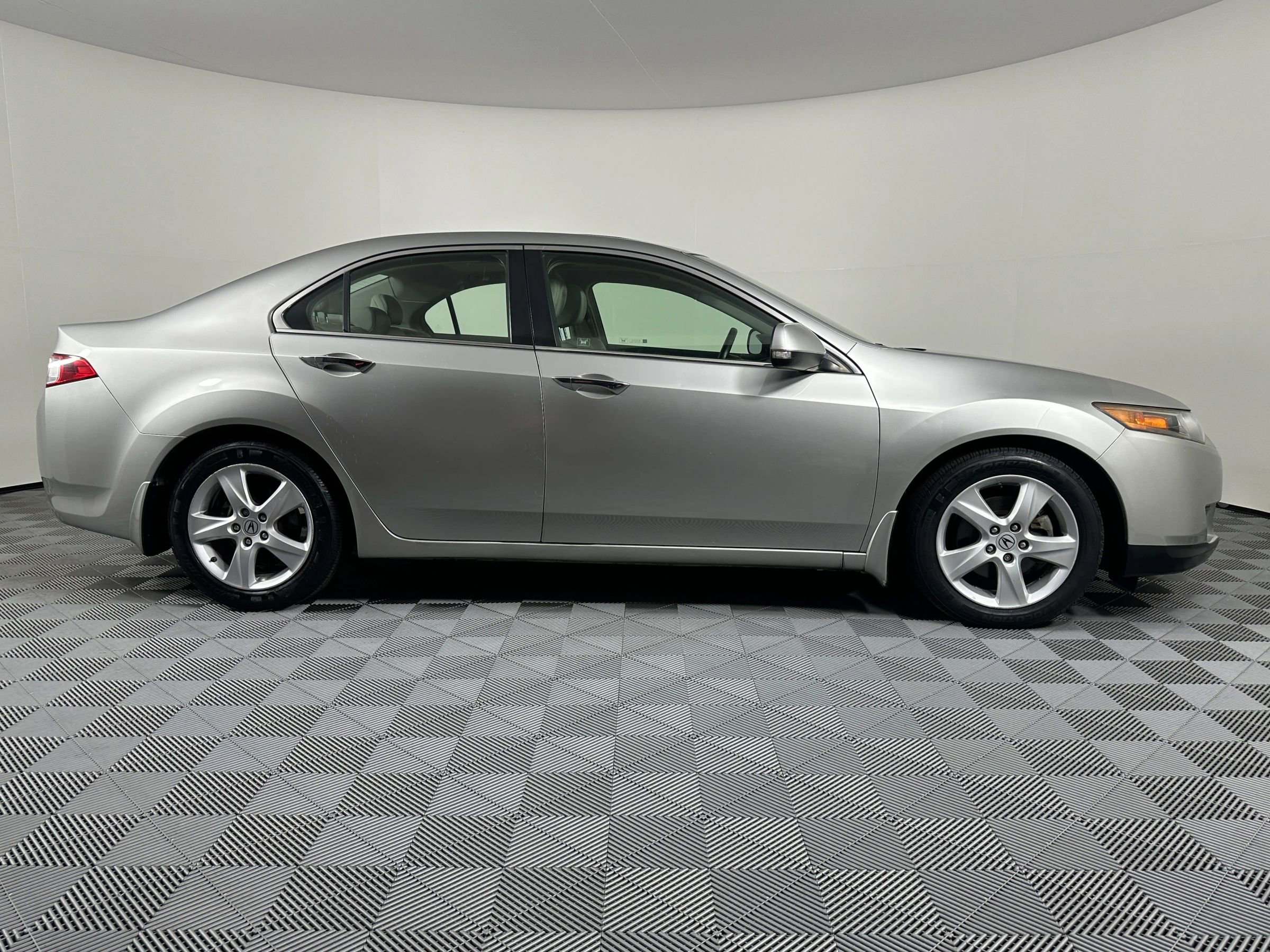 Used 2009 Acura TSX Sedan image 7