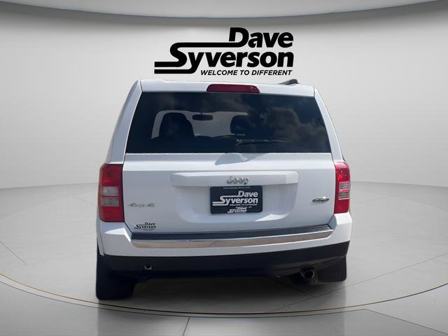 Used 2016 Jeep Patriot High Altitude AWD/4WD image 6