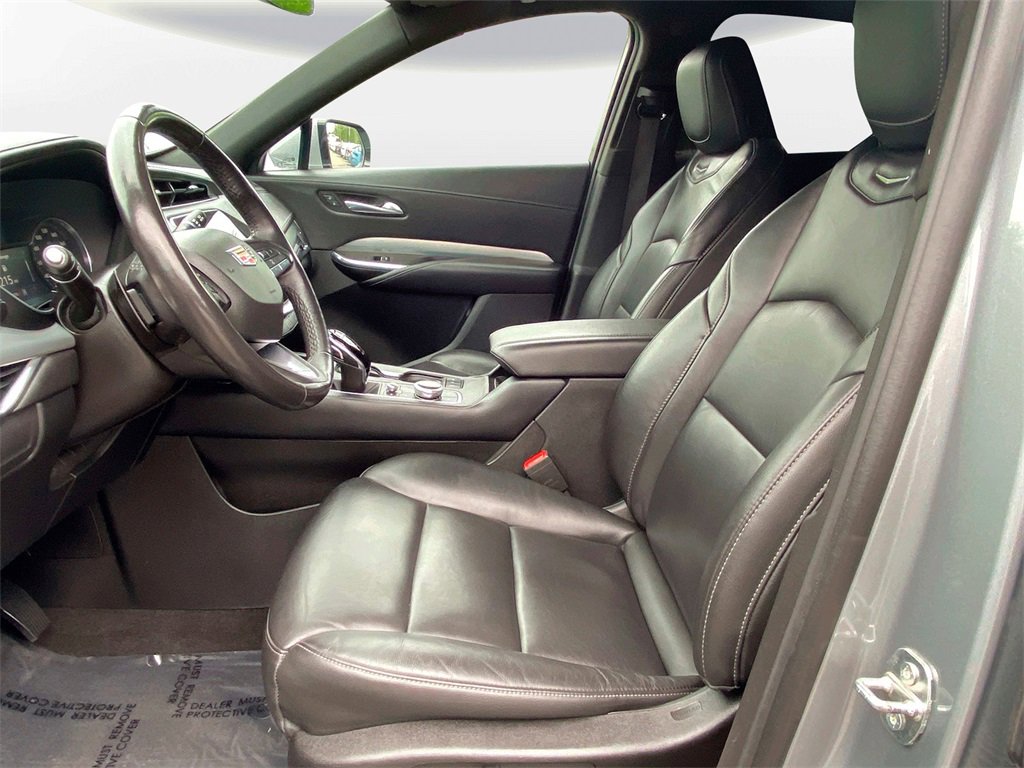 Used 2023 Cadillac XT4 Premium Luxury w/ Cold Weather Package image 20