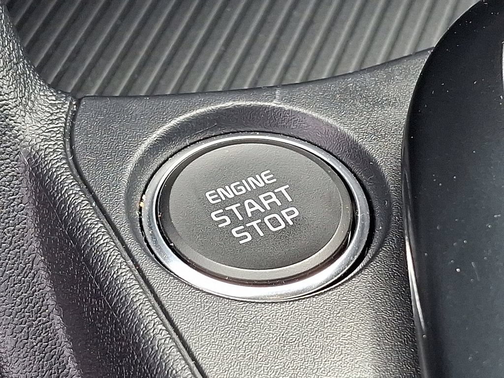 Used 2025 Kia K4 FWD image 23