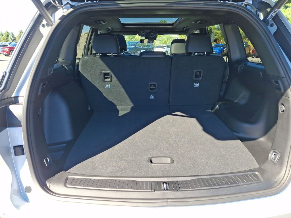 New 2025 Jeep Grand Cherokee Limited w/ Black Appearance Package image 14