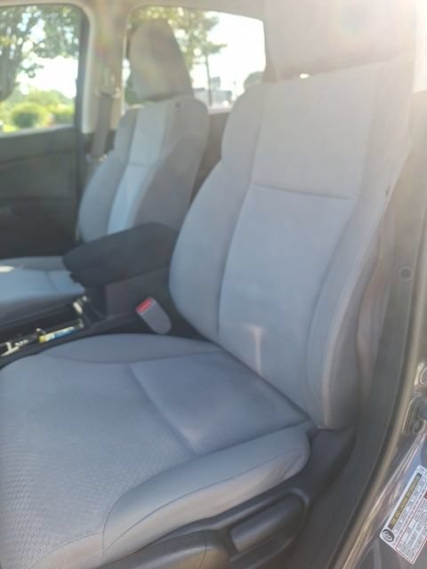 Used 2016 Honda CR-V SE image 11